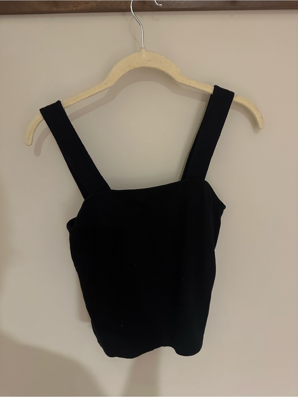 Abercrombie & Fitch Black Square-Neck Wide-Strap Tank